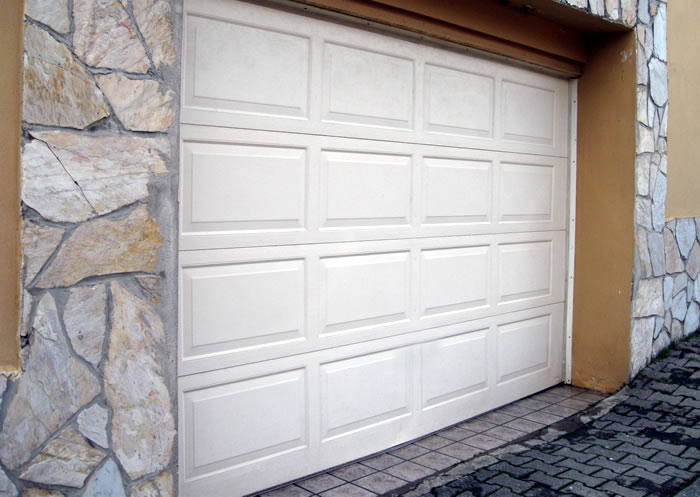 Örnek Resim Garaj Kapısı